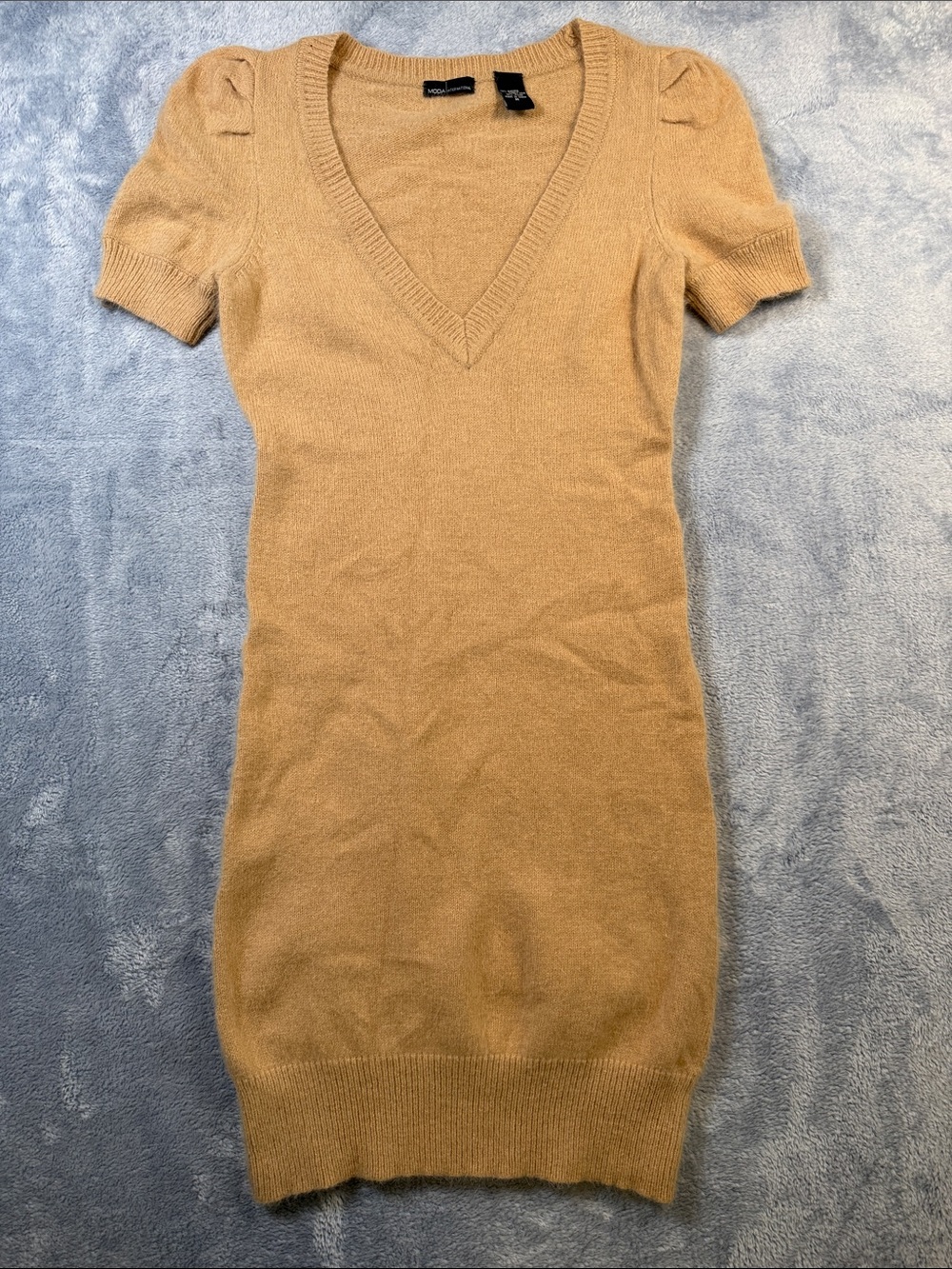 Vero Moda Camel V-Neck Short Sleeve Angora Mini Dress Vtg in excellent condition
